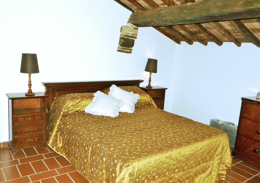 Podere Patrignone Guest House คาสเตลลินาอินเคียนติ ห้อง รูปภาพ