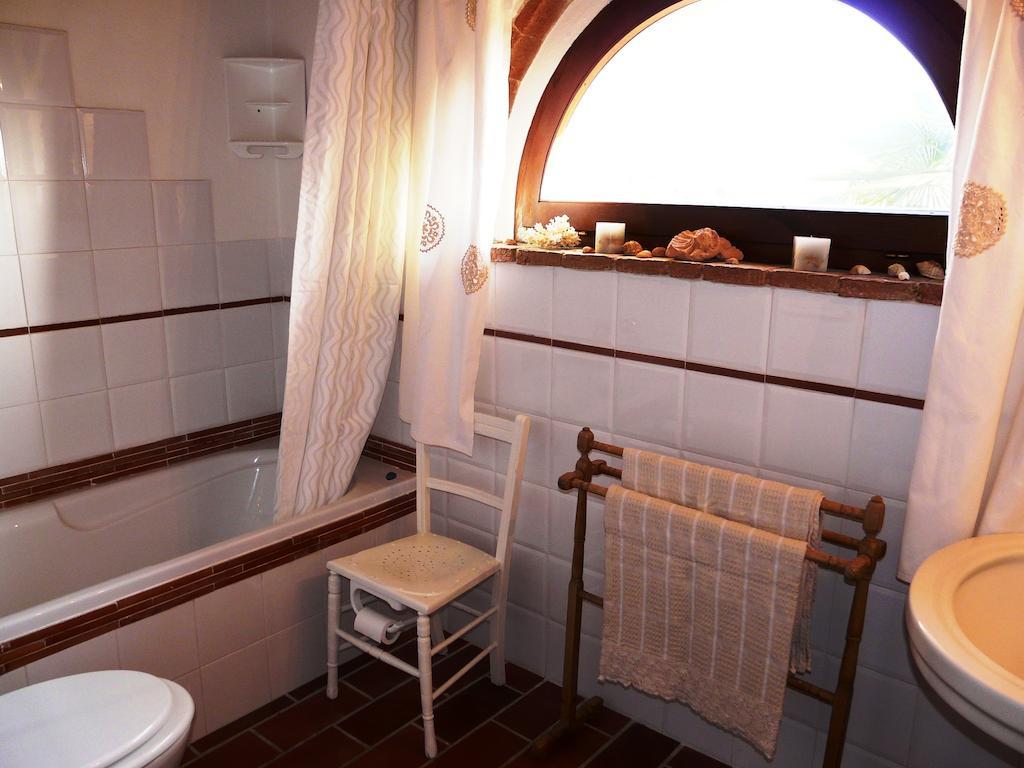 Podere Patrignone Guest House คาสเตลลินาอินเคียนติ ห้อง รูปภาพ