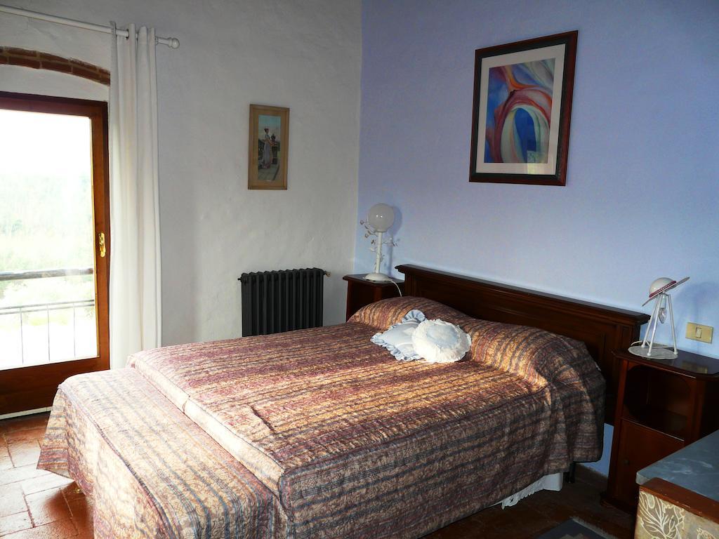 Podere Patrignone Guest House คาสเตลลินาอินเคียนติ ห้อง รูปภาพ