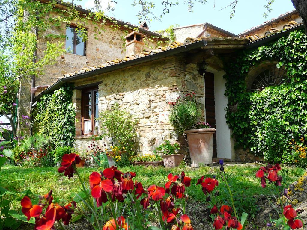 Podere Patrignone Guest House คาสเตลลินาอินเคียนติ ห้อง รูปภาพ